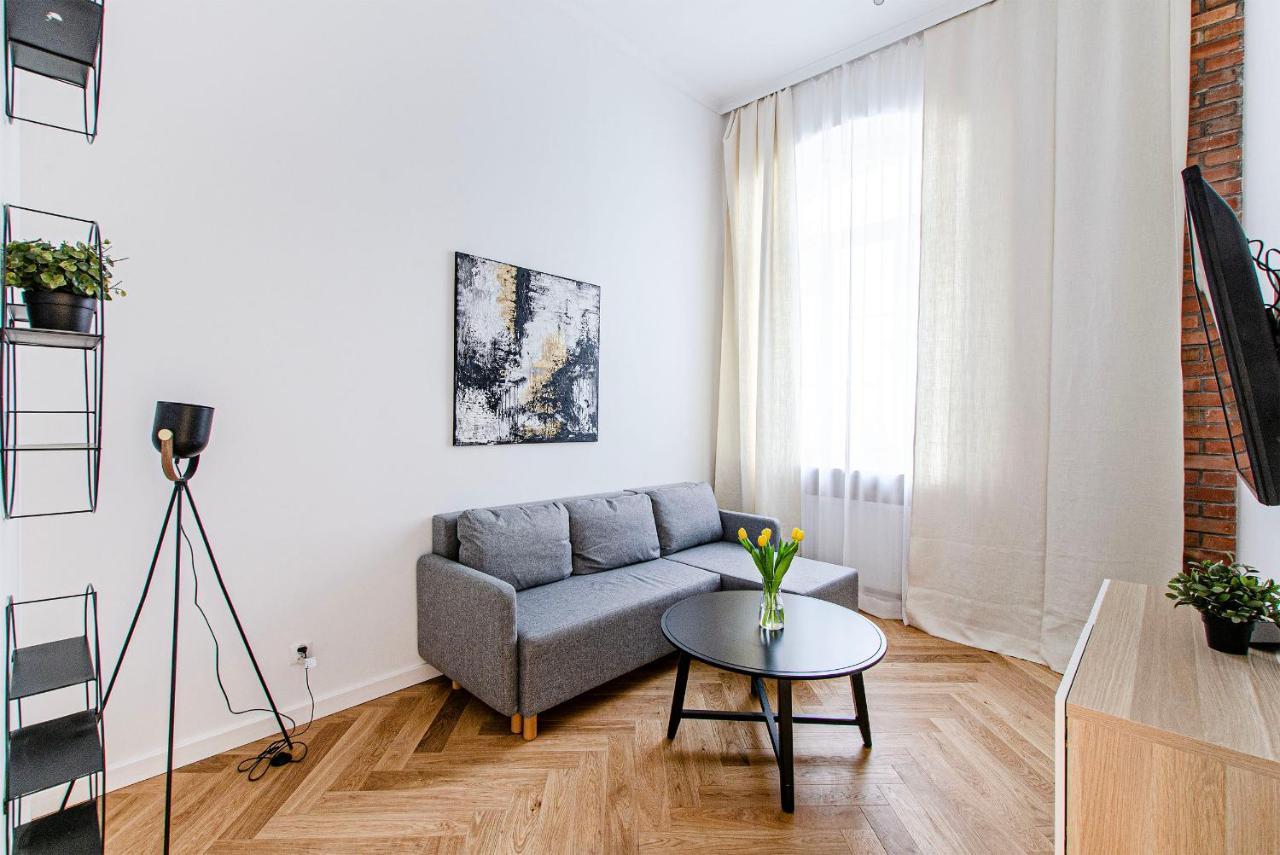 Smart Rental Management Apartments - City Center Βρότσλαβ Εξωτερικό φωτογραφία